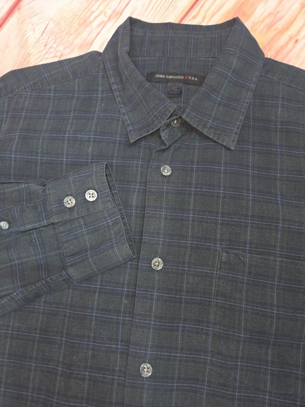 John Varvatos U.S.A. Long Sleeve Button-Up Shirt Medium